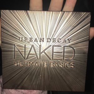 NAKED BASIC PALETTE